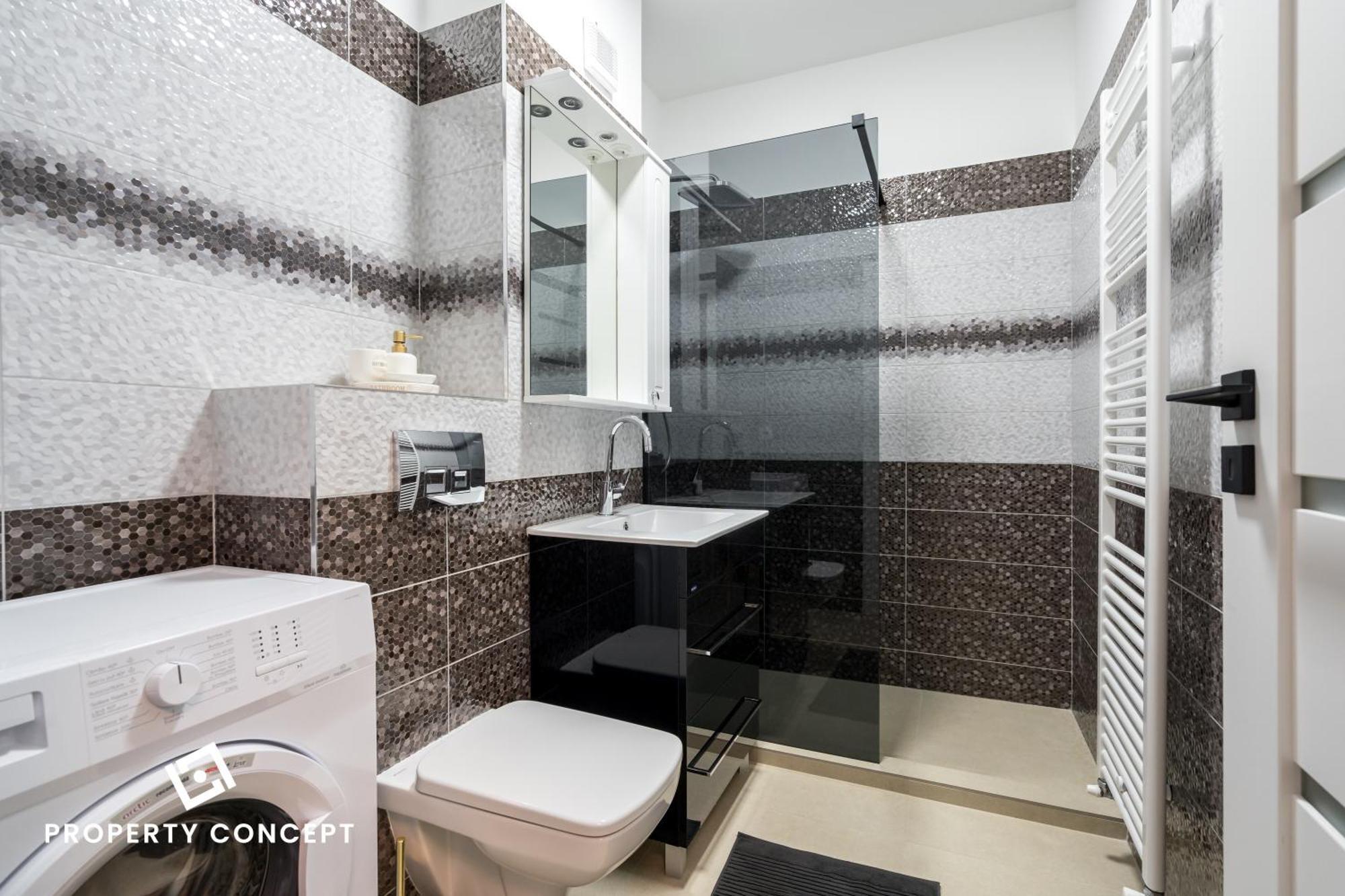 Apartament Plaza 106 *